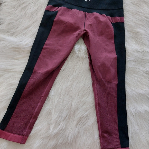 Under Armour Leggings - Picture 2 of 3